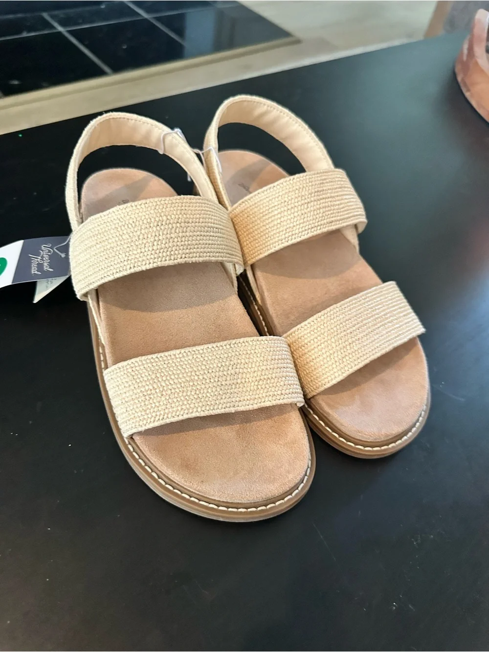 Universal Thread Beige Elastic-Strap Women's Sandals